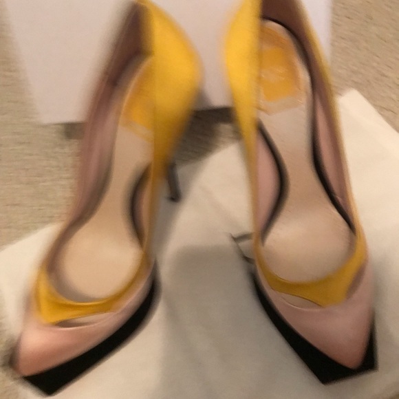 Christian Dior suede/silk pump size 38 nwt box and bag included $1750 - Picture 13 of 16